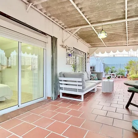 Apartment Elegant Seaside Villa Escape In Glamorous Marbella