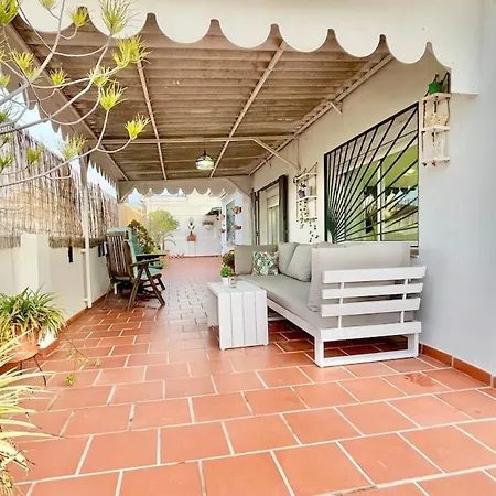 Elegant Seaside Villa Escape In Glamorous Marbella Marbella
