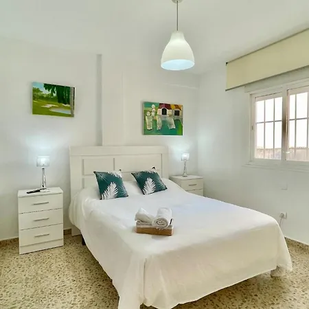 Apartment Elegant Seaside Villa Escape In Glamorous Marbella